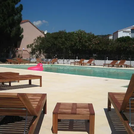 U Veniqui Ferienhaus Favone