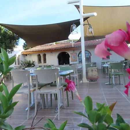 U Veniqui Semesterbostad Favone